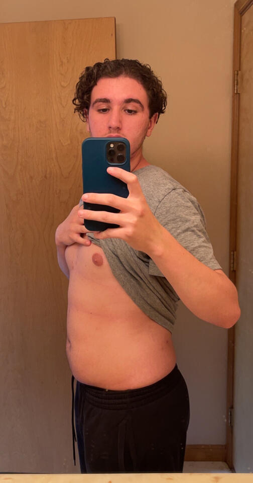 2022, I had stopped working out, eating whatever I want again, got back up to 175lbs, no muscle at all really.